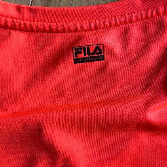 Vibrant sport top 🍁NWOT - Picture 4 of 7